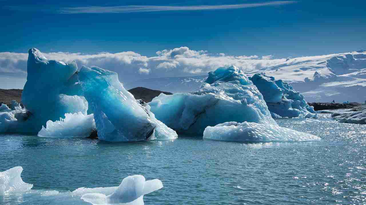 Analisi ghiaccio Groenlandia vulcani inattivi influenza clima