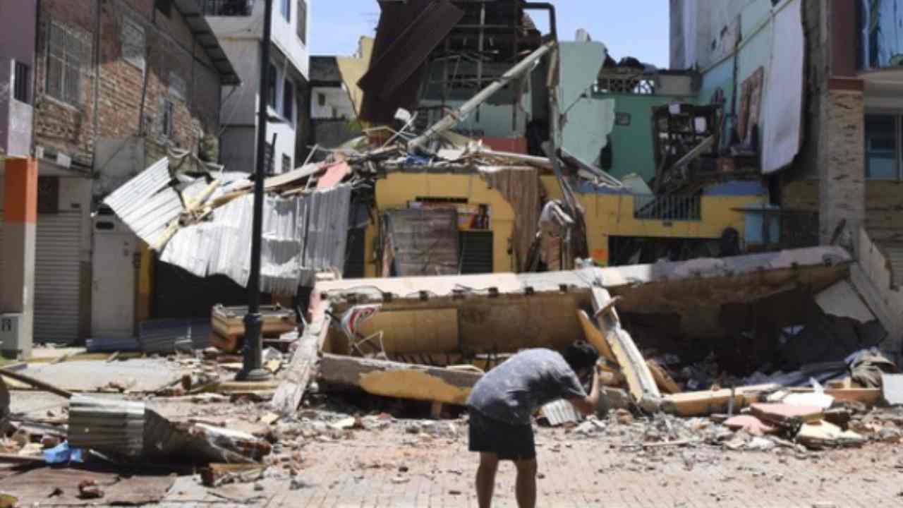 ecuador danni irreversibili terremoto tragico bilancio