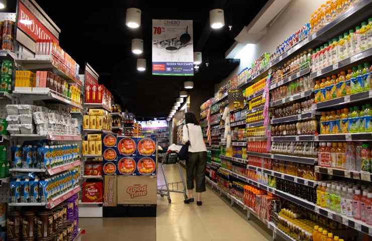 Supermercato: novità per la farina degli insetti
