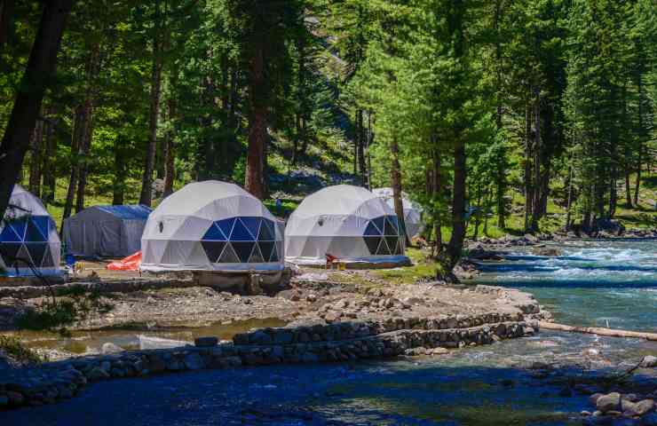 Glamping soluzioni vacanza ecologica destinazioni Europa