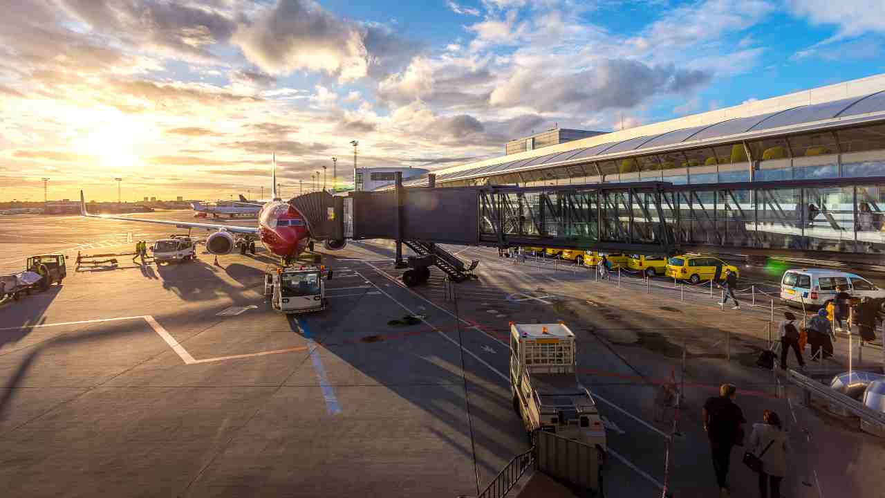 Tetto alla CO2 degli aeroporti: al via in Olanda