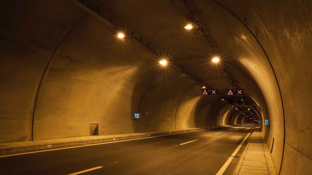 Tunnel pedonale ciclabile Norvegia Bergen