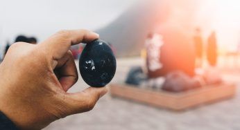 In Giappone le uova sono nere, scopri il motivo: è curioso