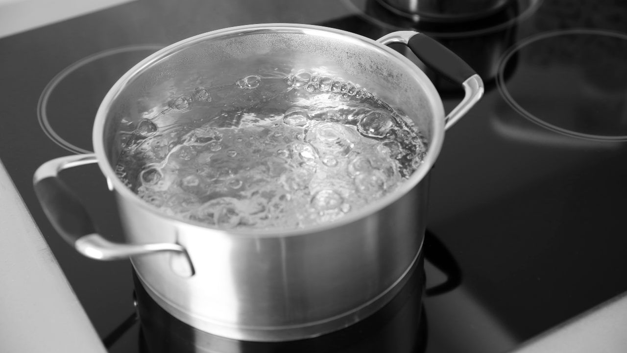 acqua pasta per fare pane