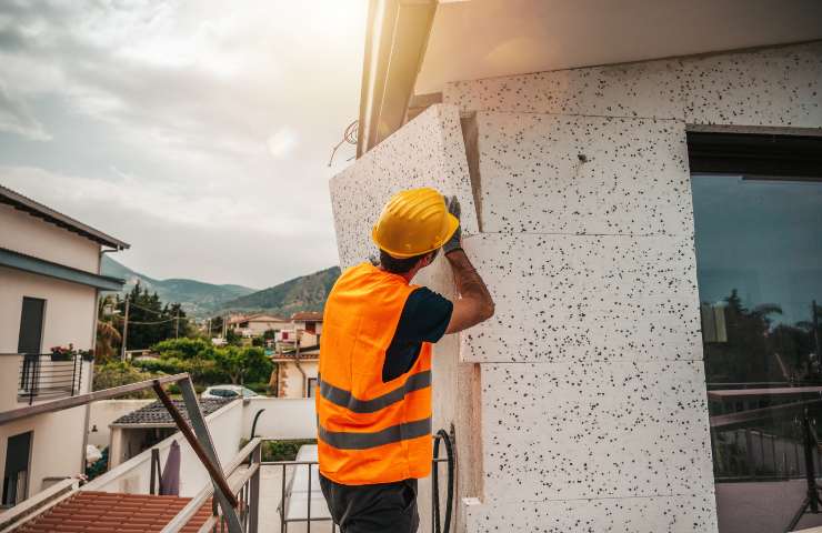 cappotto termico interno vantaggi e svantaggi