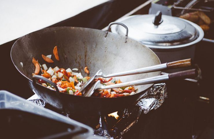 cucinare verdure wok 