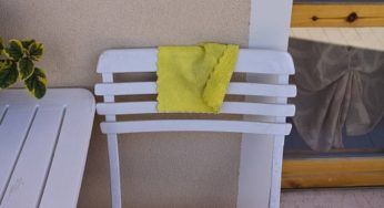 Muffa fastidiosa su mobili di plastica: nessun problema, fai così