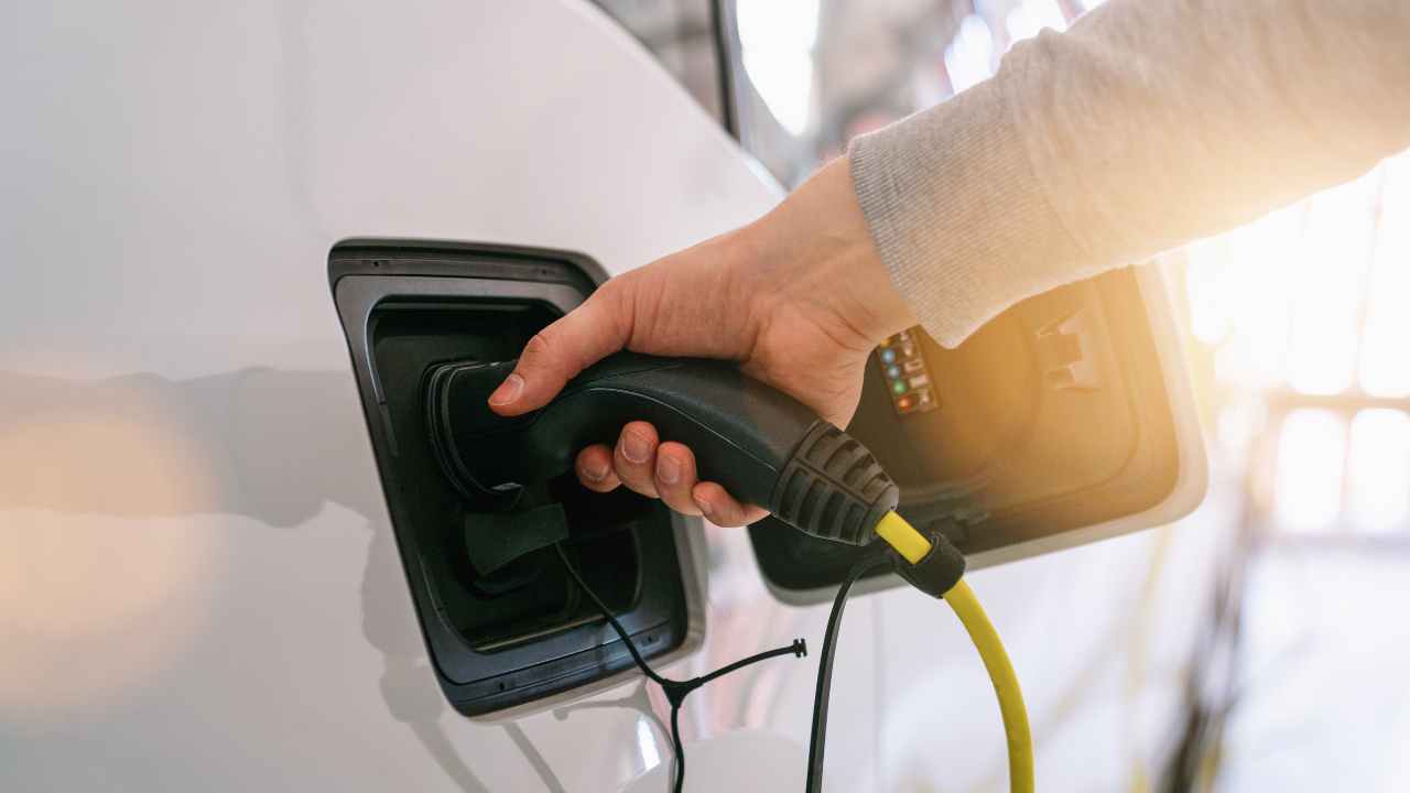 auto elettriche batteria freddo