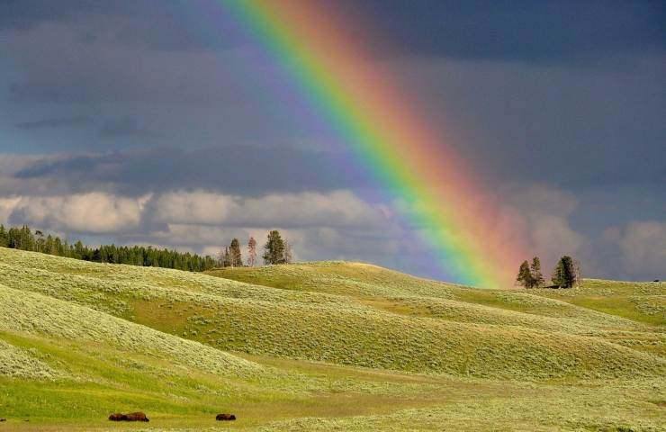 Arcobaleno paesaggio campagna 