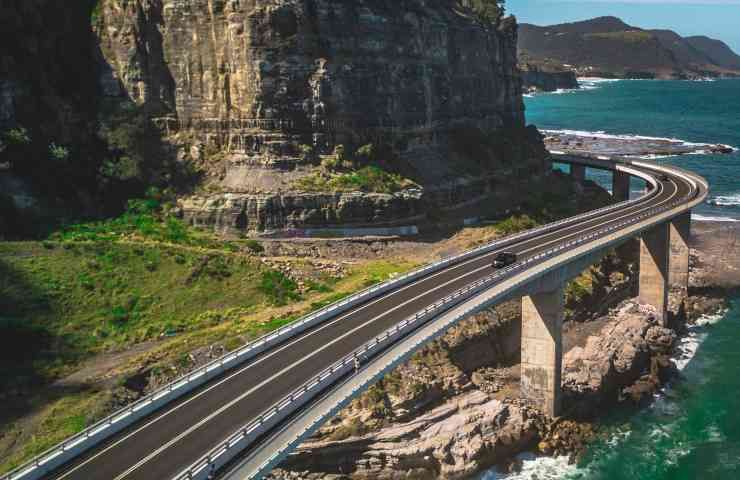 Salerno Reggio Calabria difficoltà tecniche progettazione autostrada