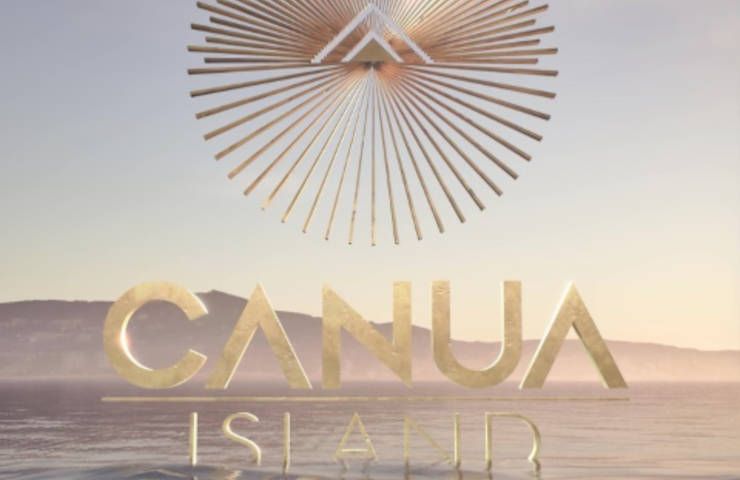 Canua Island spiaggia galleggiante Costa Azzurra polemiche ambientalisti