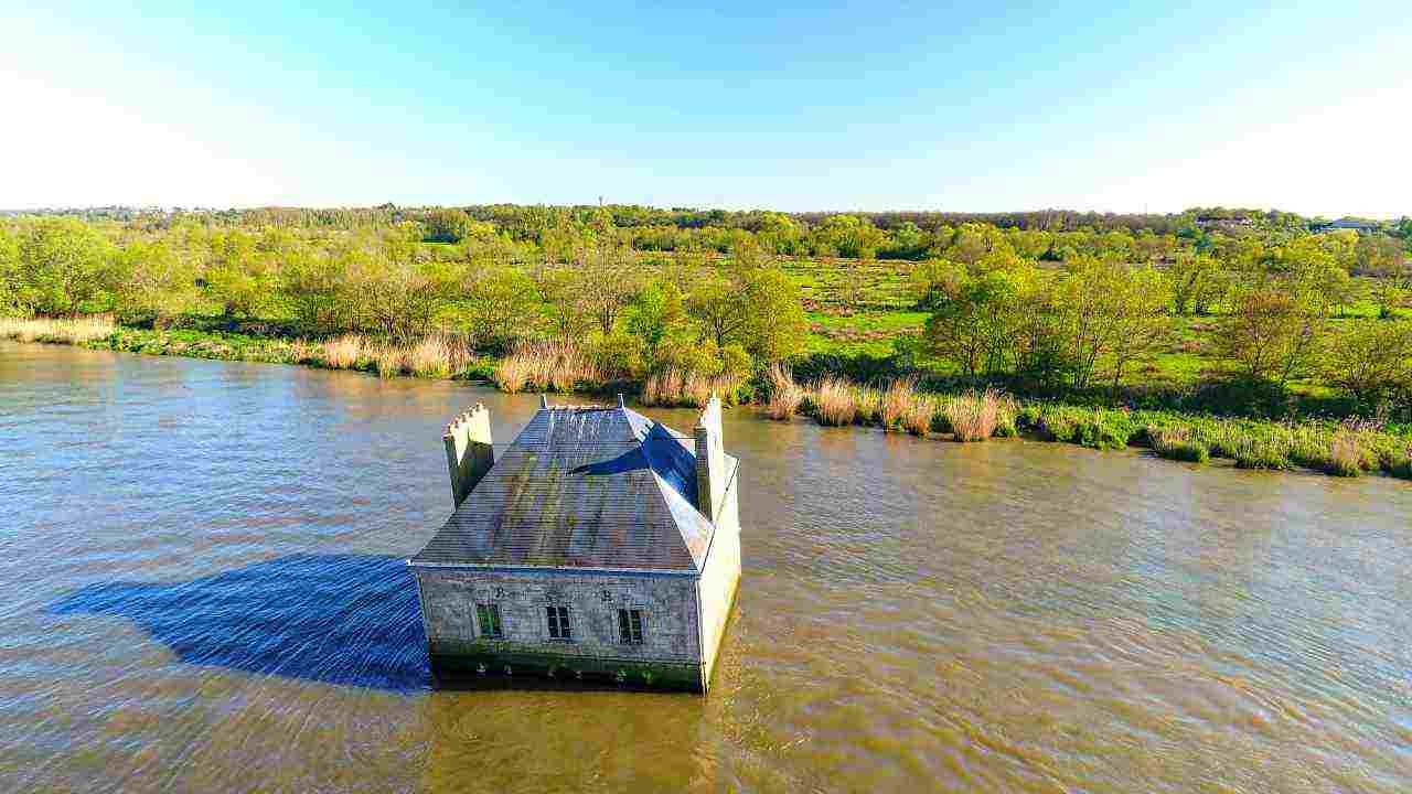 Casa galleggiante Loira storia installazione