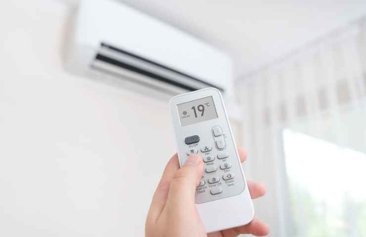 Condizionatore caldo temperature estate