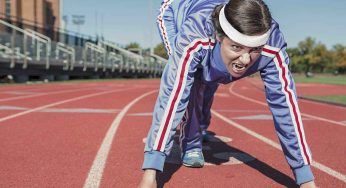 Correre fa bene alla salute, ma come farlo nel modo giusto? I consigli per affaticarsi meno