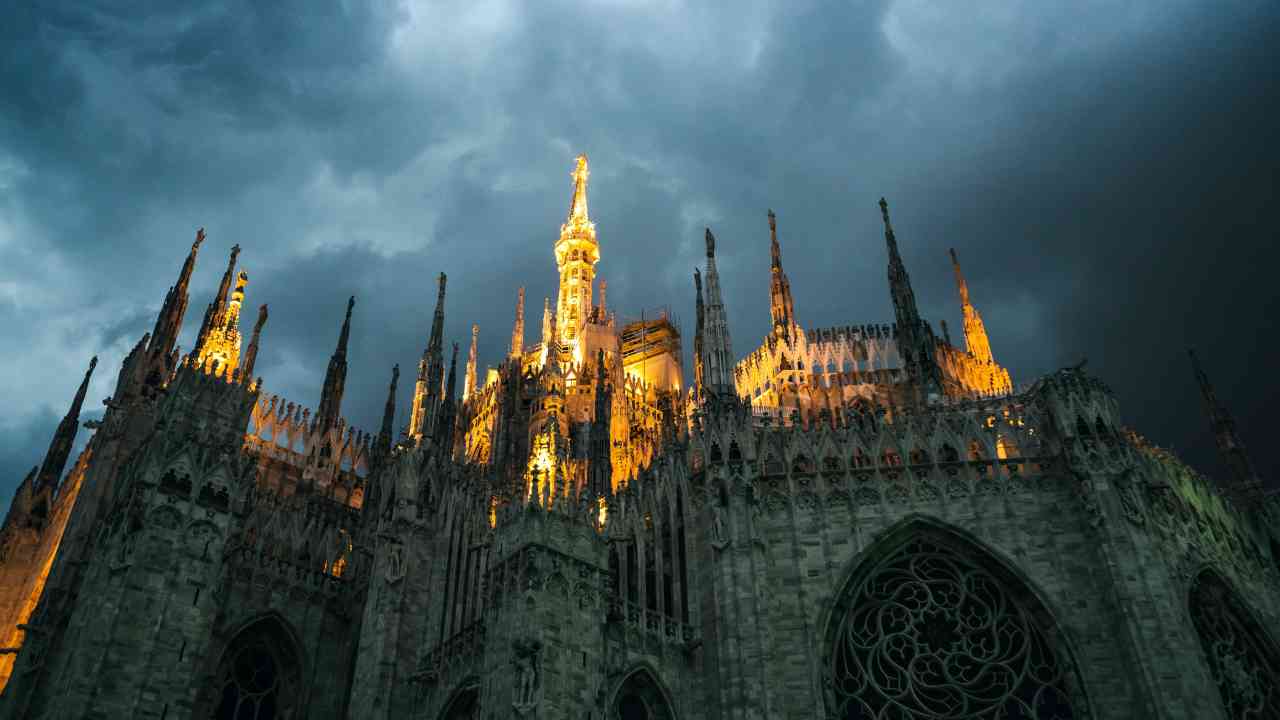 Duomo Milano cambiamento climatico inquinamento conseguenze