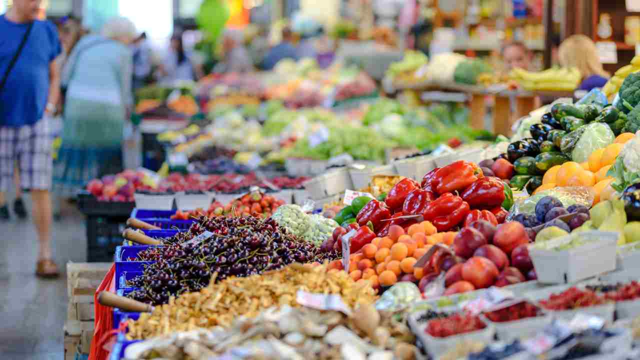 Classifica frutta verdura contaminazione pesticidi