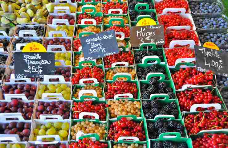 Classifica frutta verdura contaminazione pesticidi
