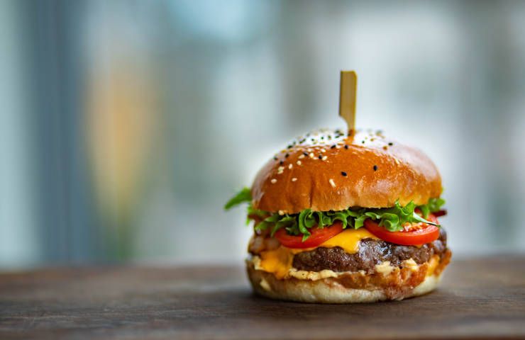 Patatine McDonald's preparazione aggiunta aroma manzo mercato americano polemiche vegani vegetariani