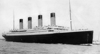1912, alle 2.27 dopo aver colpito un iceberg affonda il Titanic