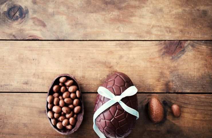 origini uova di Pasqua doni preziosi