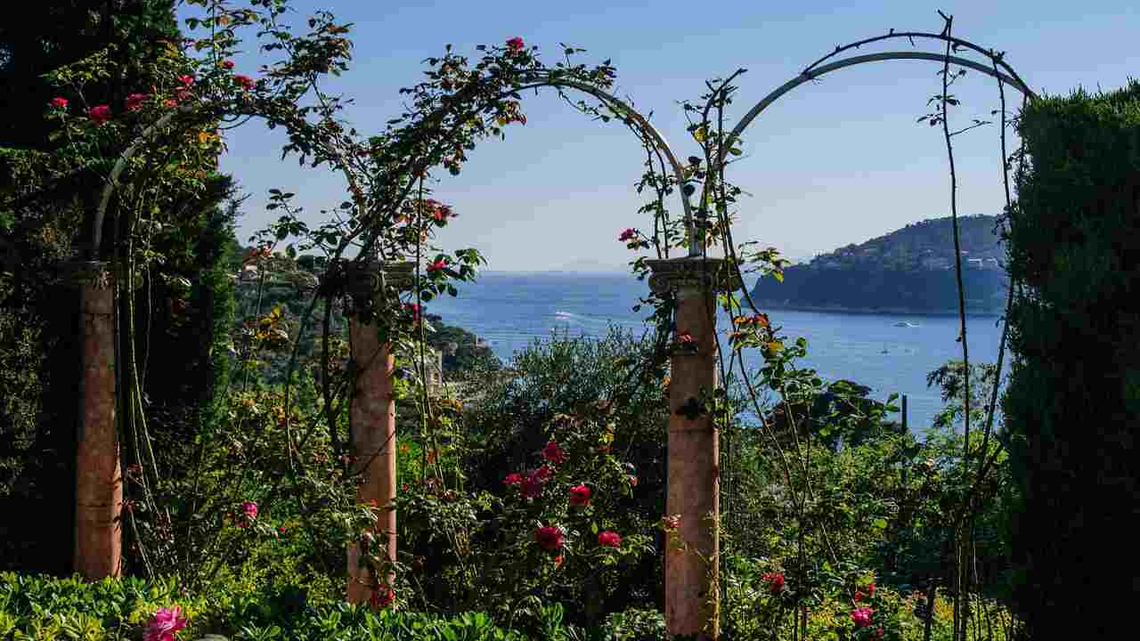 arco giardino colonne 