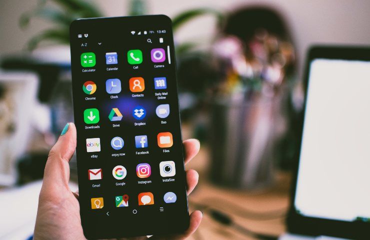 lo smartphone ti spia anche così