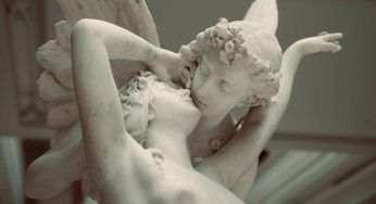 Primo bacio della storia: risale a 4.500 anni fa