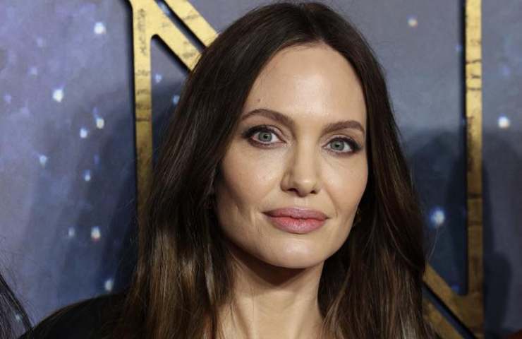 Angelina Jolie: lancia un nuovo progetto a tema moda sostenibile