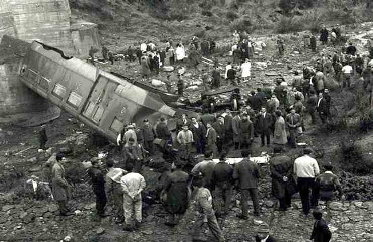 Disastro Ferroviario Fiumarella 71 vittime 