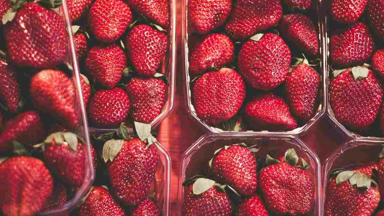 succo fragole preparazione casa 