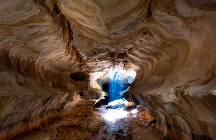 grotta Romania sigillata 5 milioni di anni