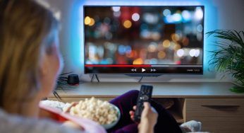 Perché rileggiamo lo stesso libro o guardiamo la medesima serie tv? Lo spiega la scienza