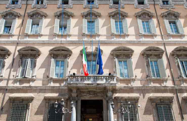 Ultima Generazione protesta Senato