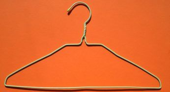 Forno con il doppio vetro, per pulirlo ti basterà una stampella!