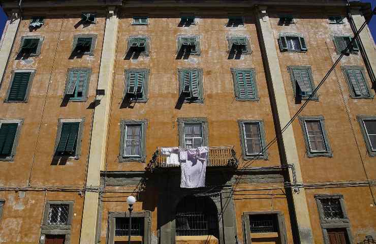 Stendere i panni: tutto quello da sapere 