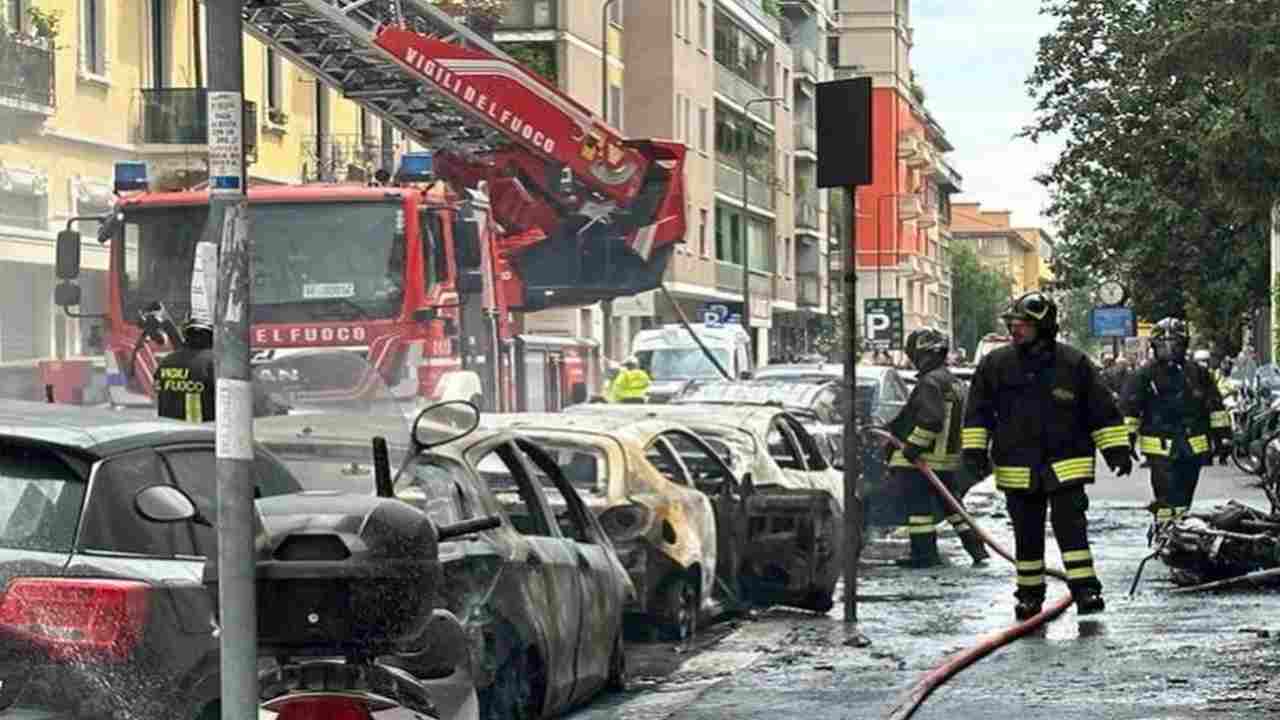 Milano esplosioni incendio centro