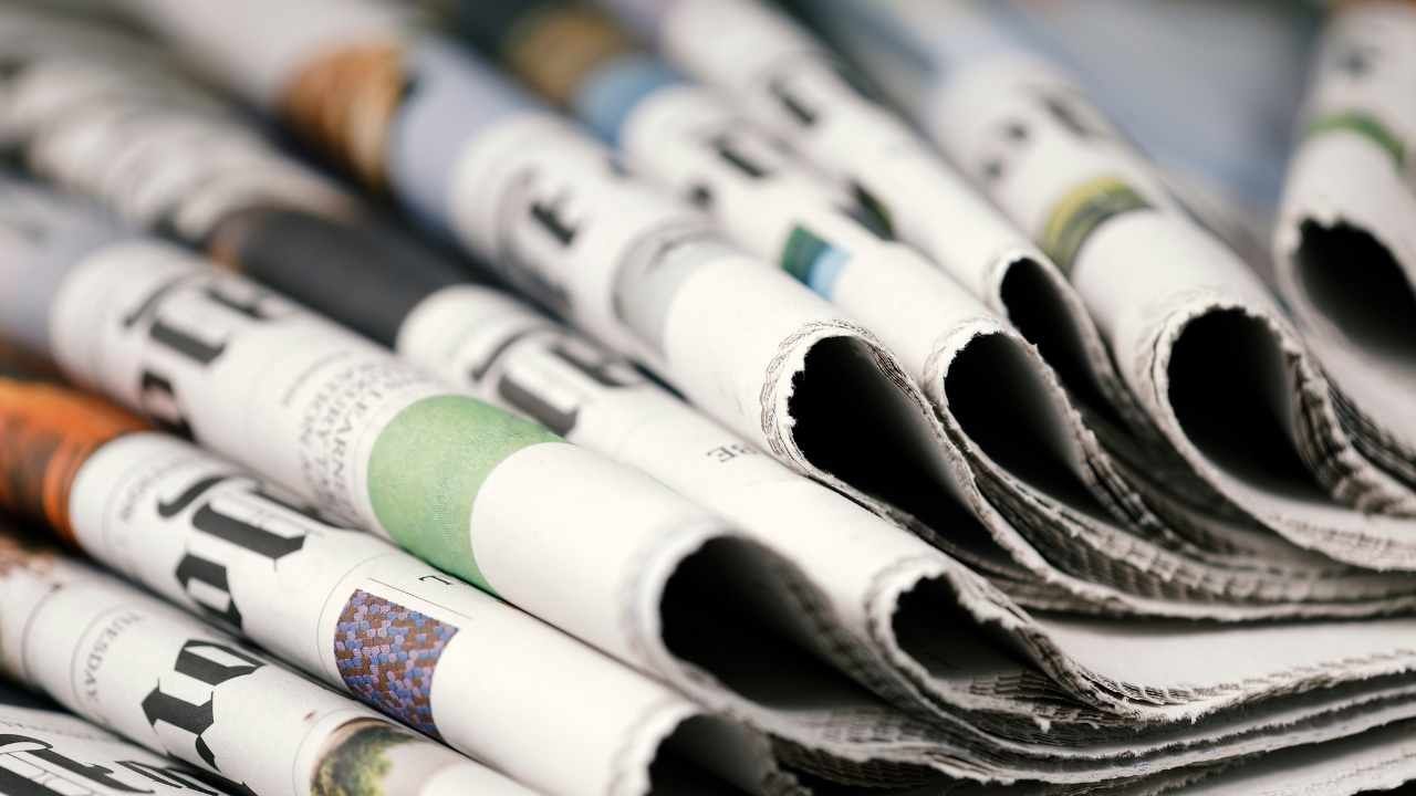 Perchè in alcune case ci sono fogli di giornale sui mobili? L'intelligente trucco