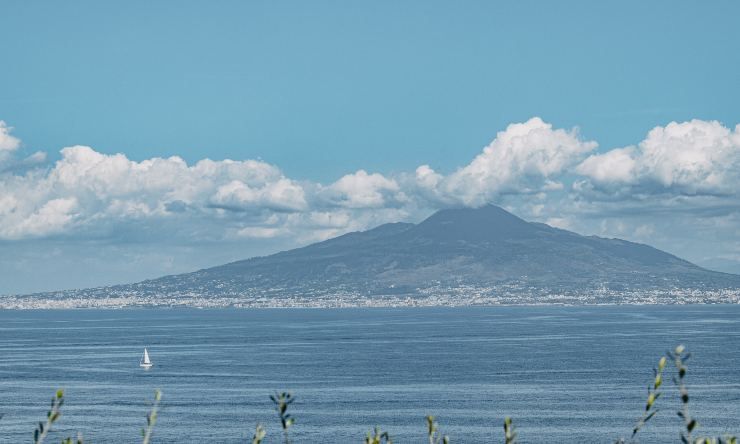 terremoto campi flegrei epicentro