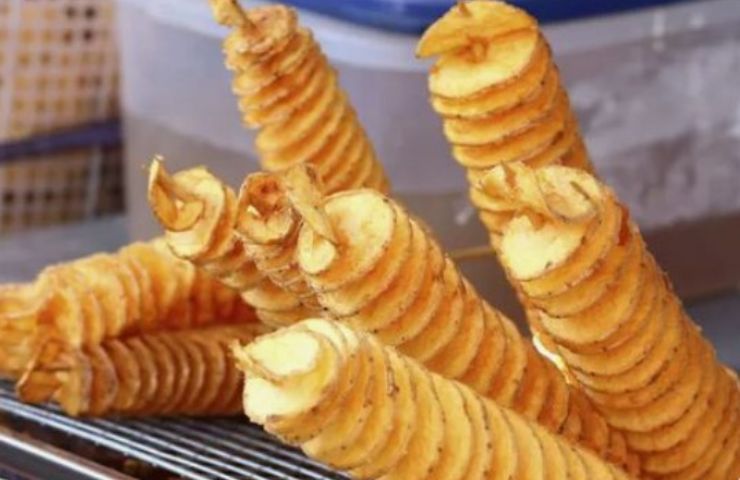 Come fare un taglia patate a spirale senza spendere 1 euro: risultato  eccellente