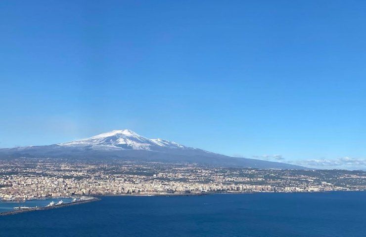 vulcano Etna terremoto ricarica pressione