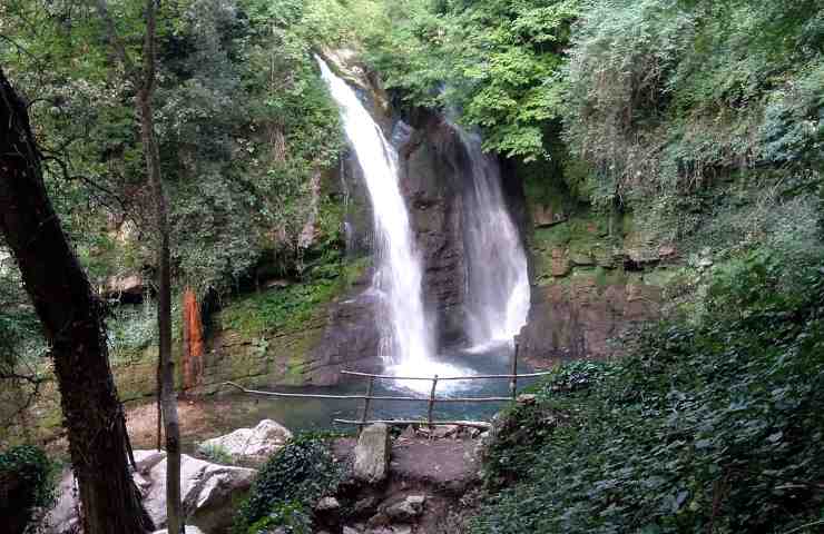 Cascate nascoste Molise Carpinone Schioppo