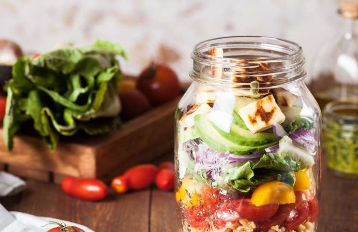 Carenza ferro sangue dieta vegana conseguenze capelli