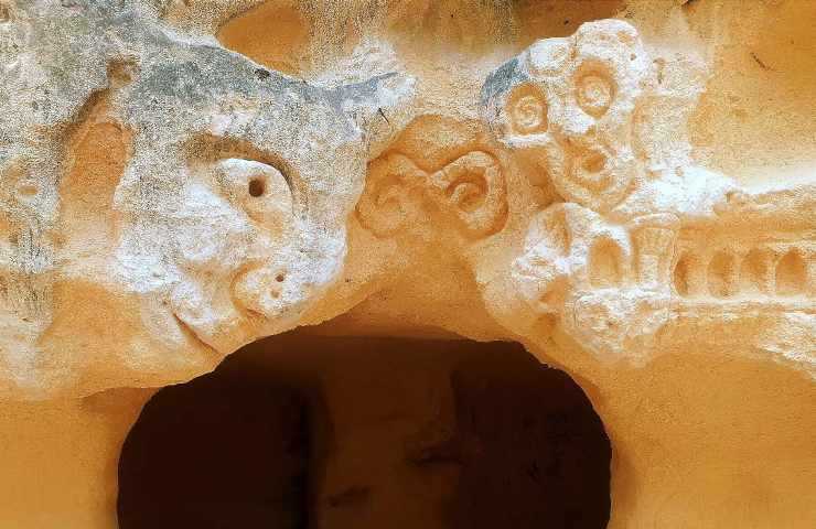 Sito etrusco Toscana Grotte Gialle provincia Livorno