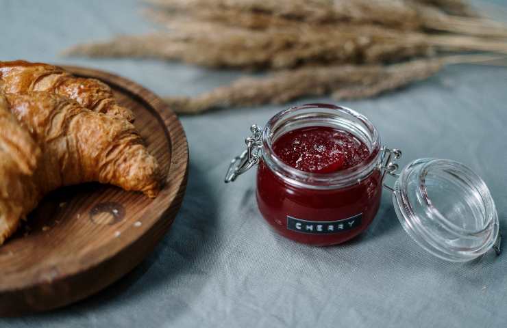 Marmellata e muffa: cosa sapere 