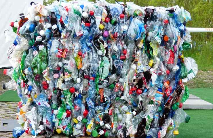 Plastica rifiuti, la nuova inziativa