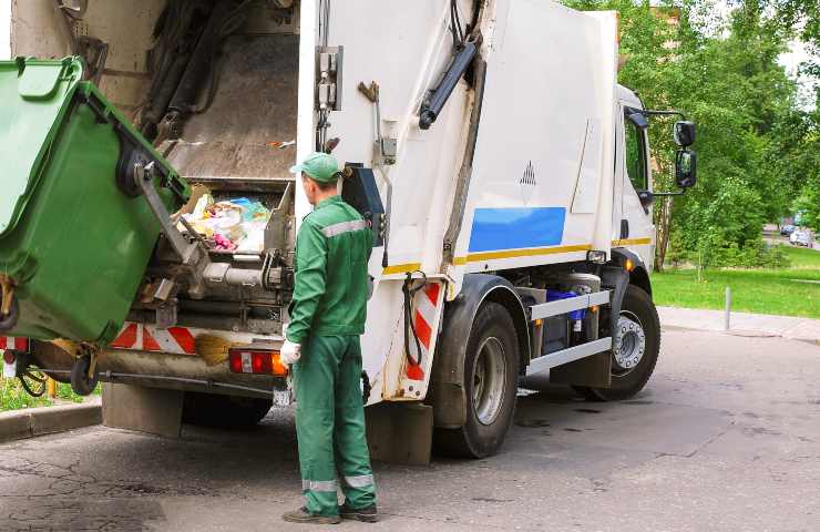 raccolta rifiuti come coprire buchi bilancio