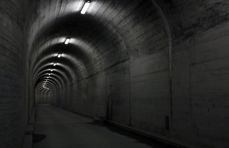 tunnel antiatomici oggi case malsane a Pechino