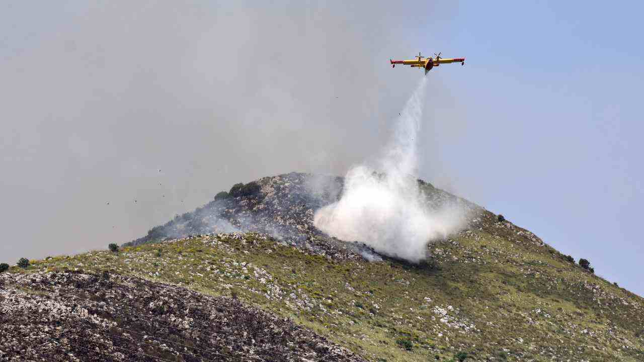 Reggi Calabria incendi emergenza