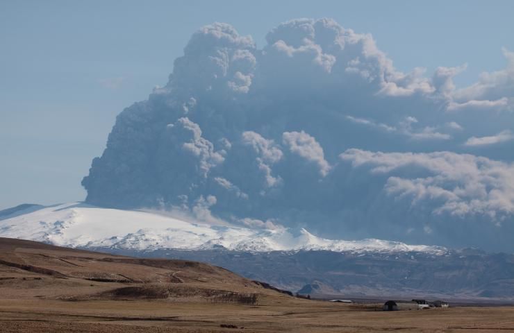 Vulcano Eyjafjöll eruzione