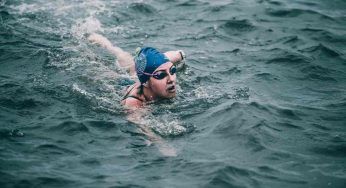 Dopo aver nuotato nell’acqua fredda accade l’impensabile: non sarà’ mai piu come prima